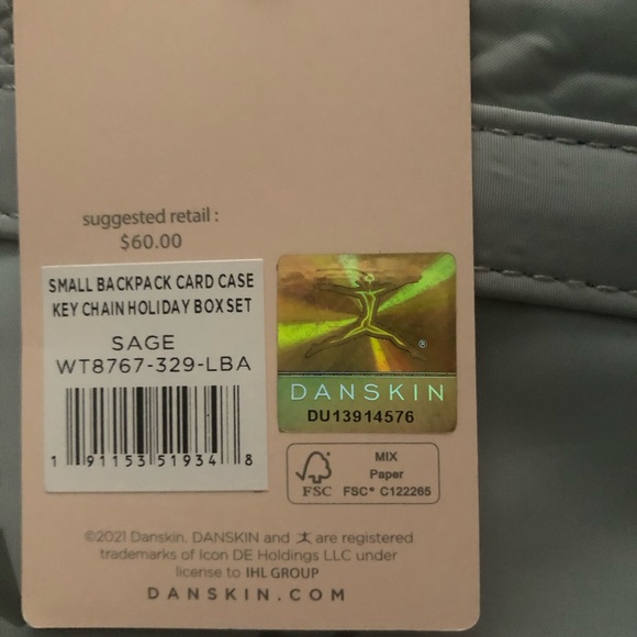 Danskin Small Backpack 🎒 Card Case Key 🔑 Chain Holiday Box 📦 Set NWT - Picture 7 of 9